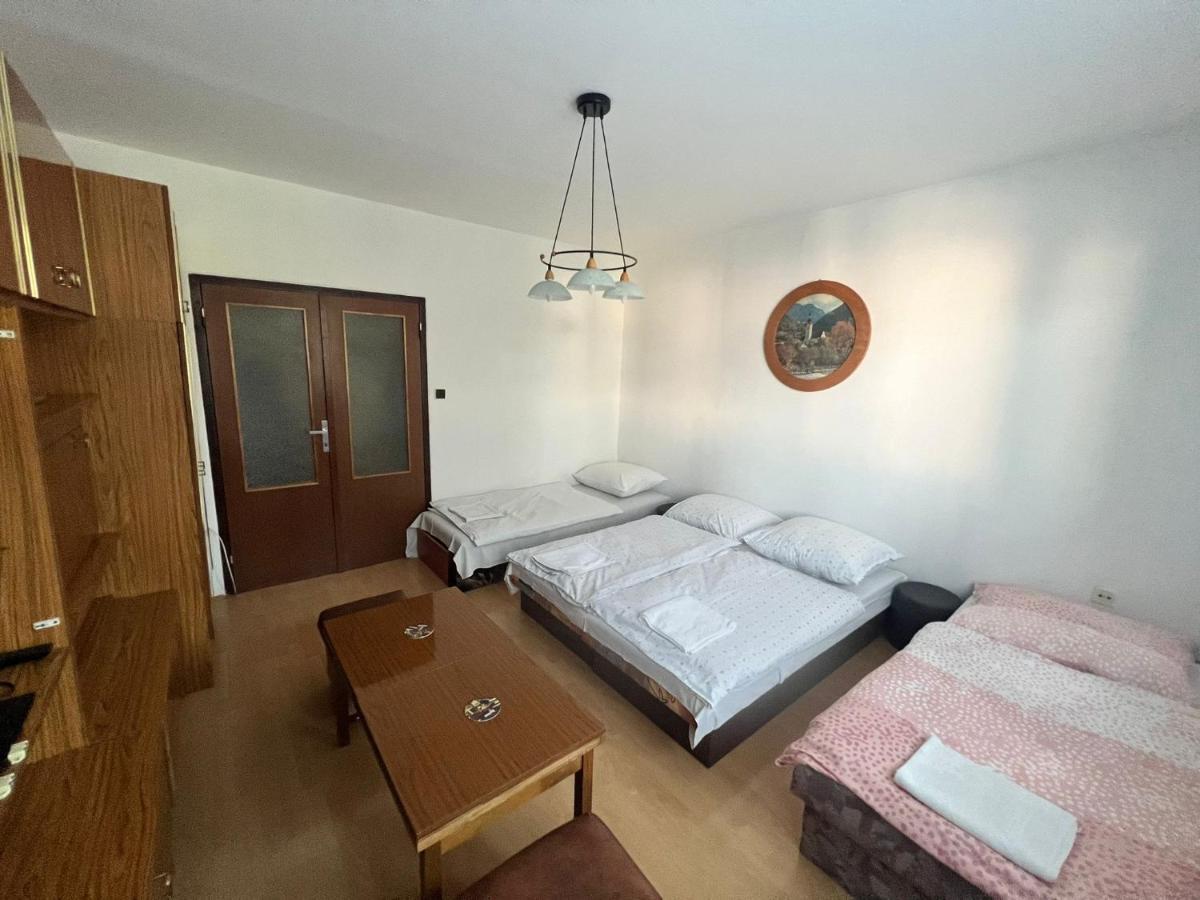 Apartman Solid, Bratislava Apartamento Exterior foto