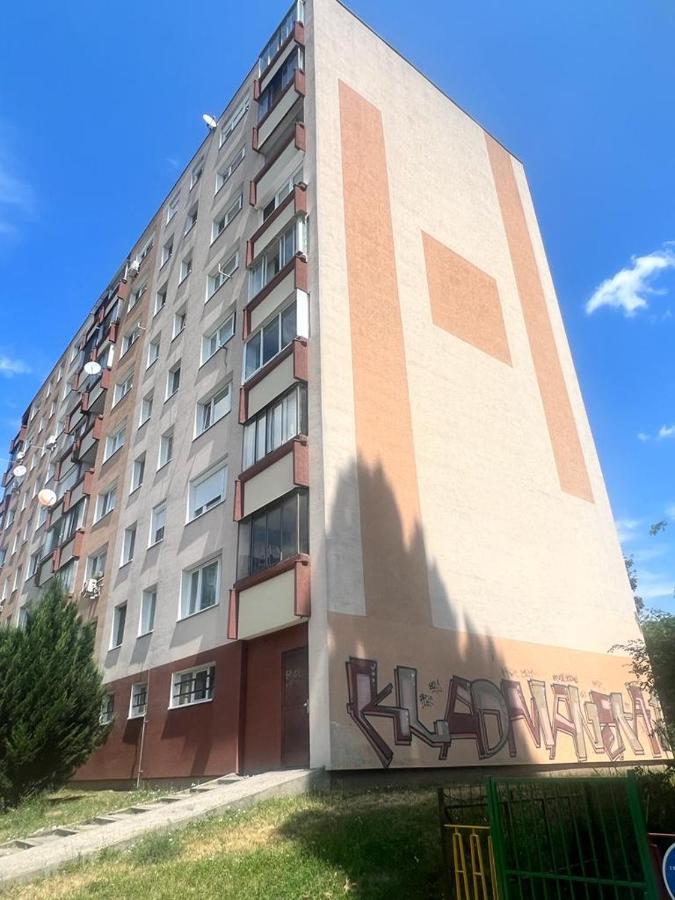Apartman Solid, Bratislava Apartamento Exterior foto